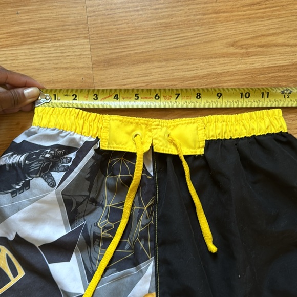 Boys Batman v Superman Swim Trunks - size 16y - Picture 8 of 9